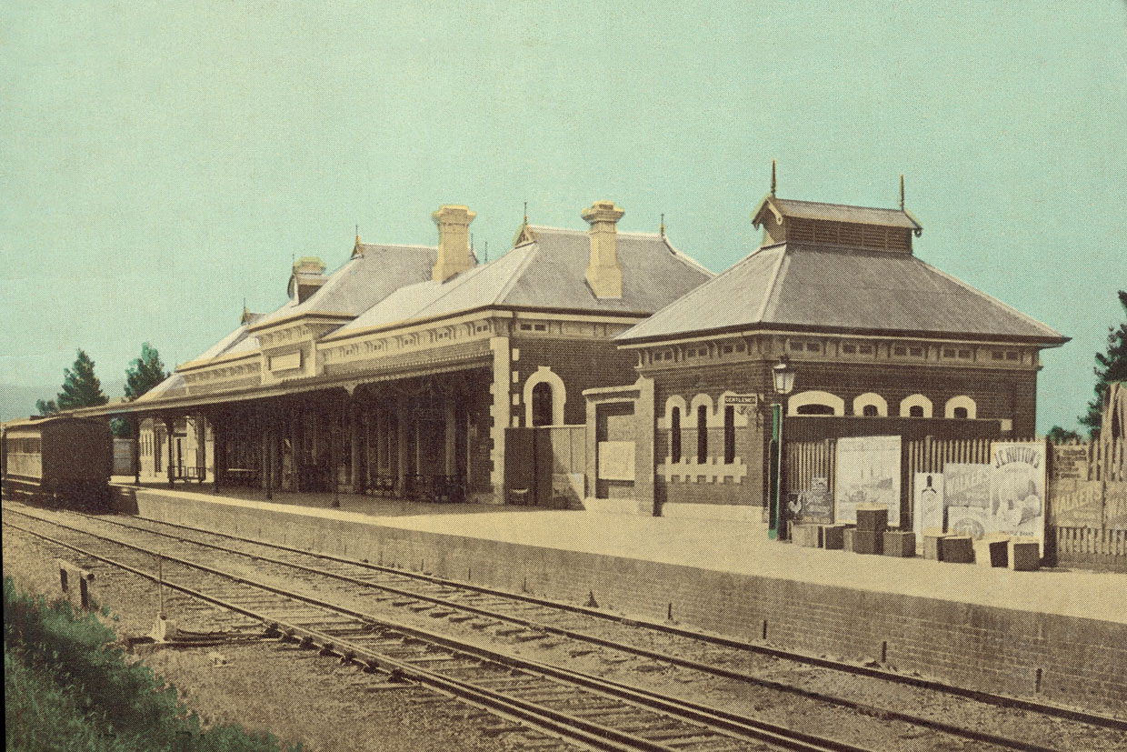 mudgee railway station postcard