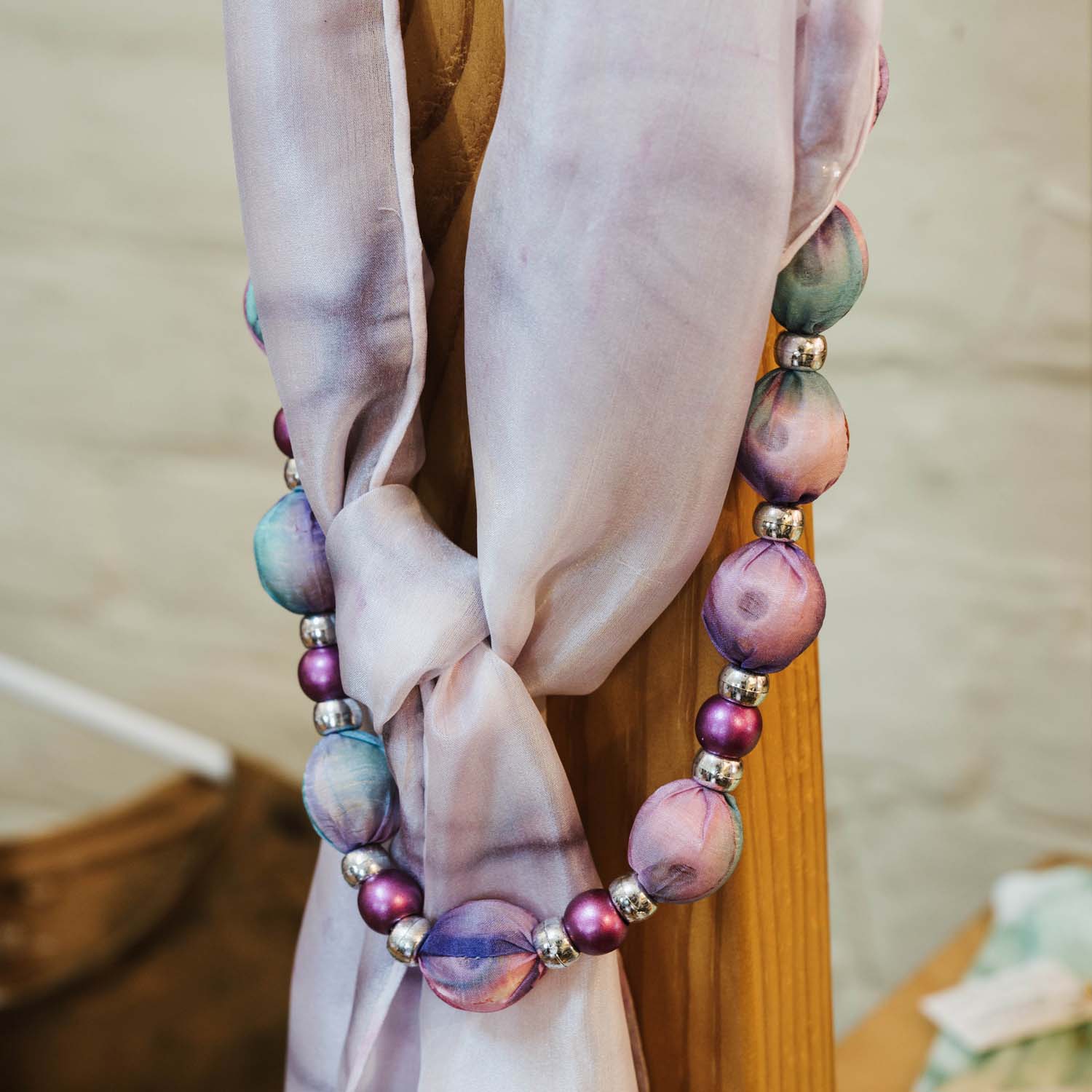 hand-painted-silk-scarf-mudgee-gift