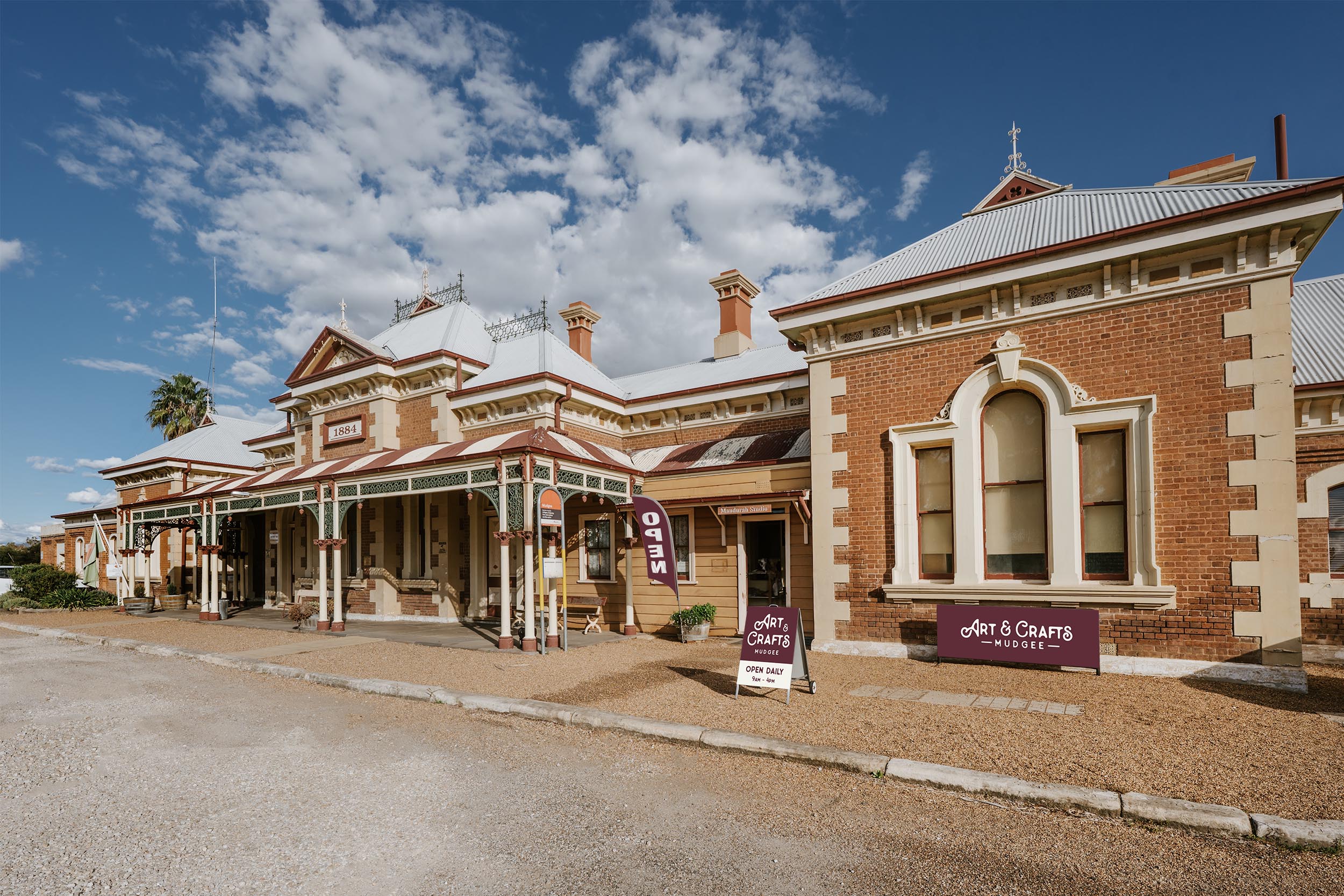 mudgee railway station 2025 art and crafts gallery studio